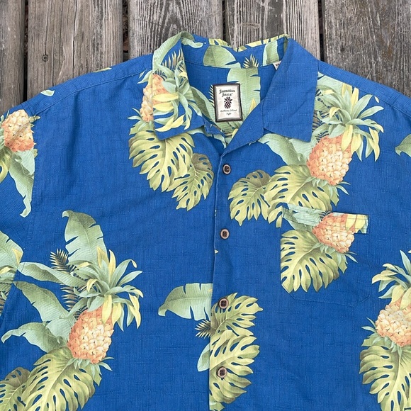 Jamaica Jaxx 100% Silk Pineapple Motif Hawaiian Style Button Up Shirt - Picture 2 of 7